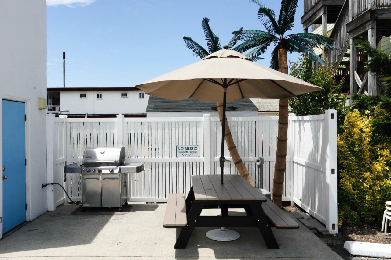 Riviera Resort & Suites Wildwood Exterior foto